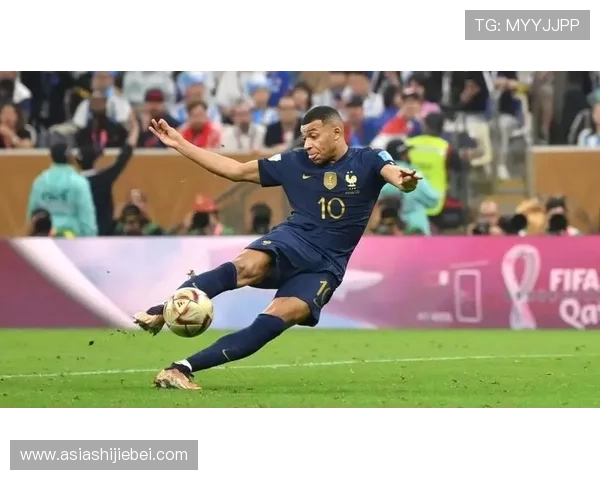 世界杯历史唯一的最短比赛时间内完成帽子戏法的球员是谁